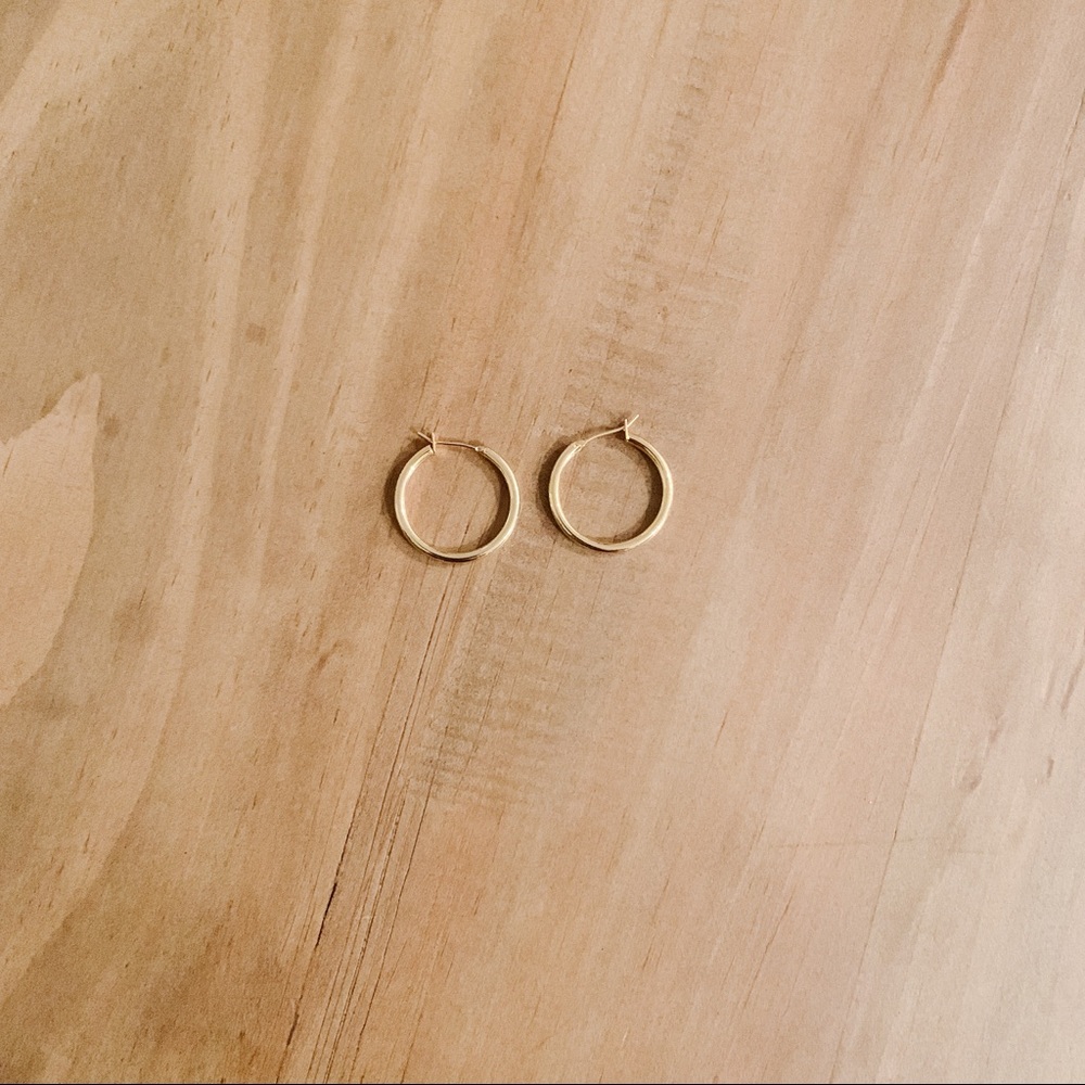 New Gold Plated Hoop Earrings - Picture 2 of 3